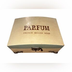 Vintage Style Parfum French Milled Soap Wooden Storage Box Decorative Chest